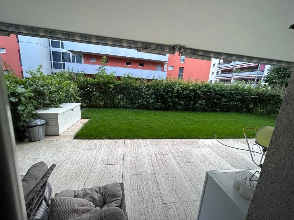 Aufwiesenstrasse 30, Dietlikon